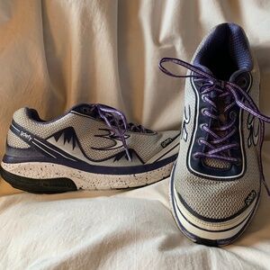 Gravity Defyer G-Defy women's 'Mighty Walk' sneakers/shoes